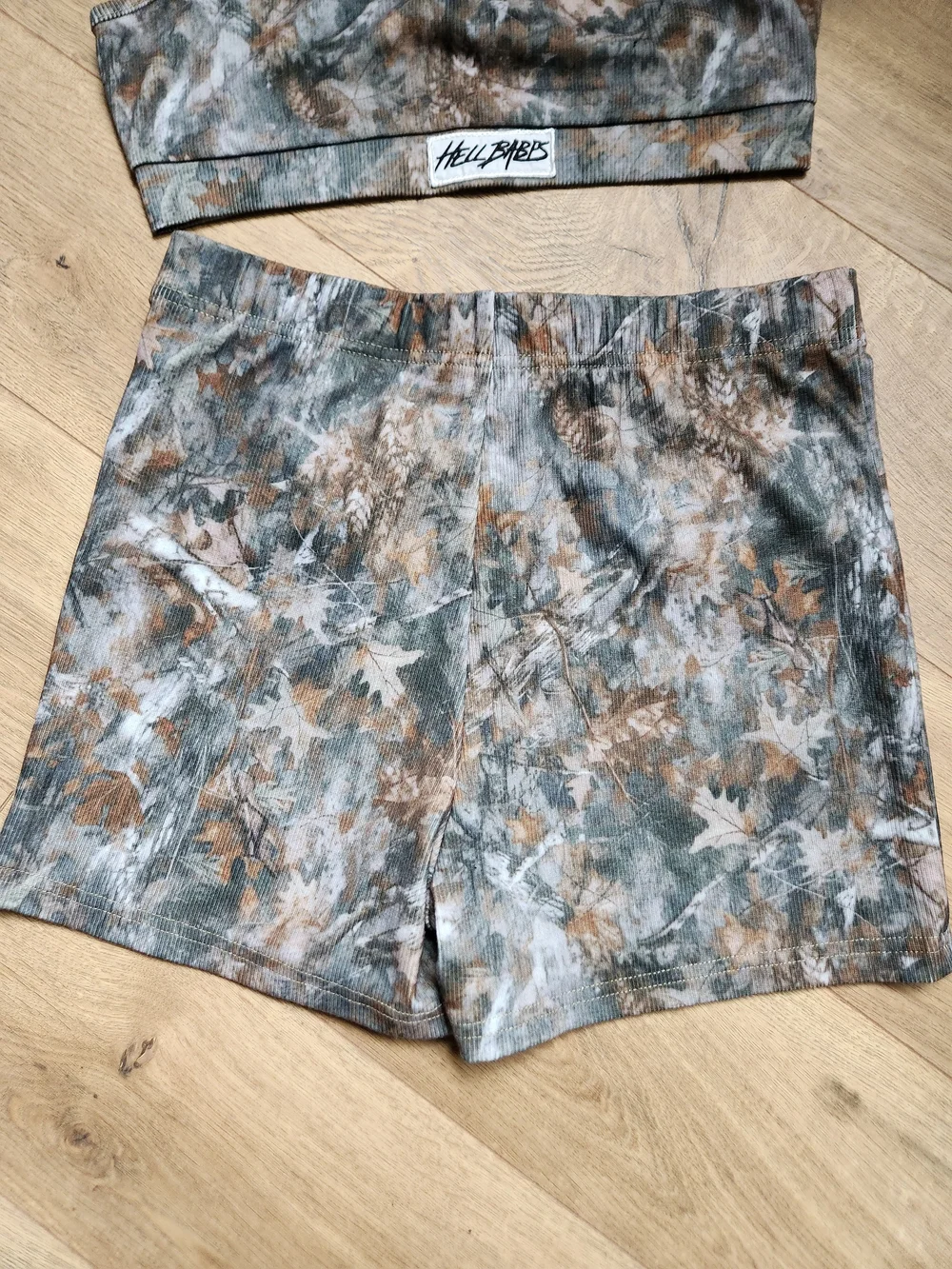 HELL BABES Camo Matching Ribbed Set Bra & Shorts Medium NWOT